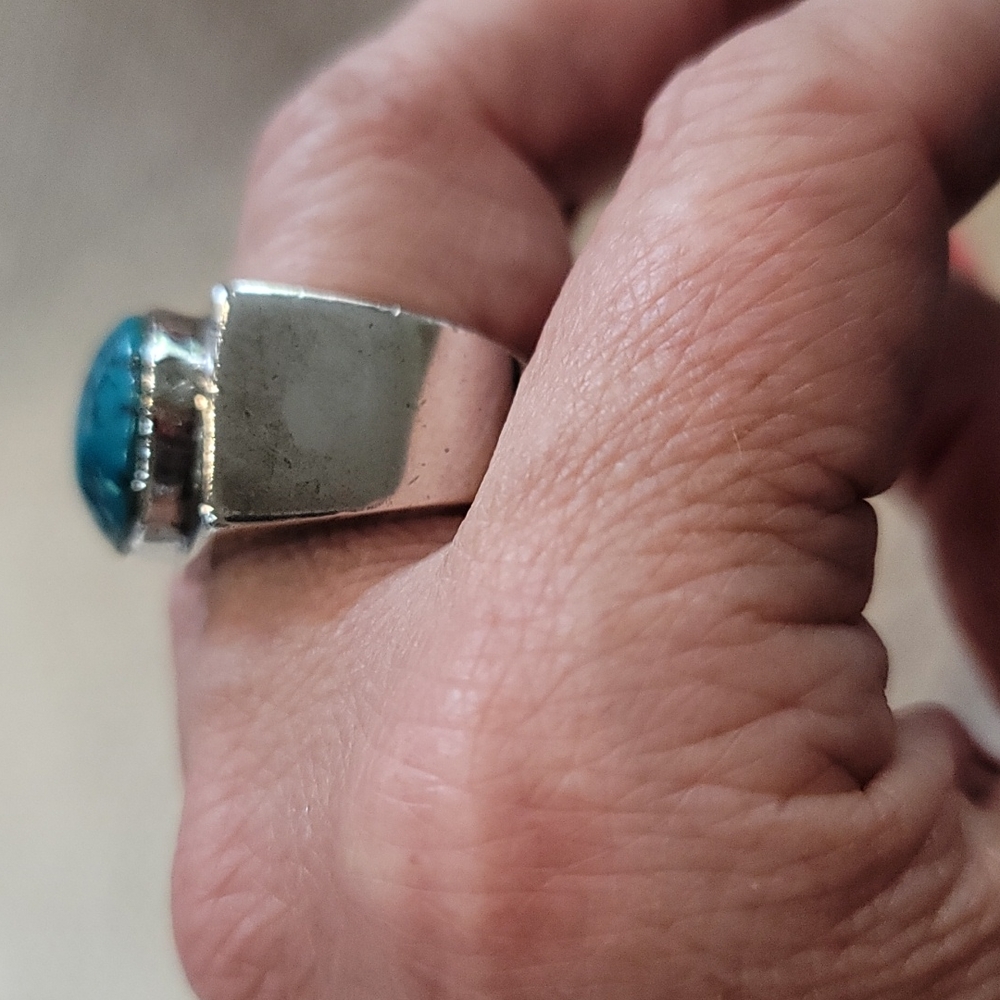 Silver ring with turquoise